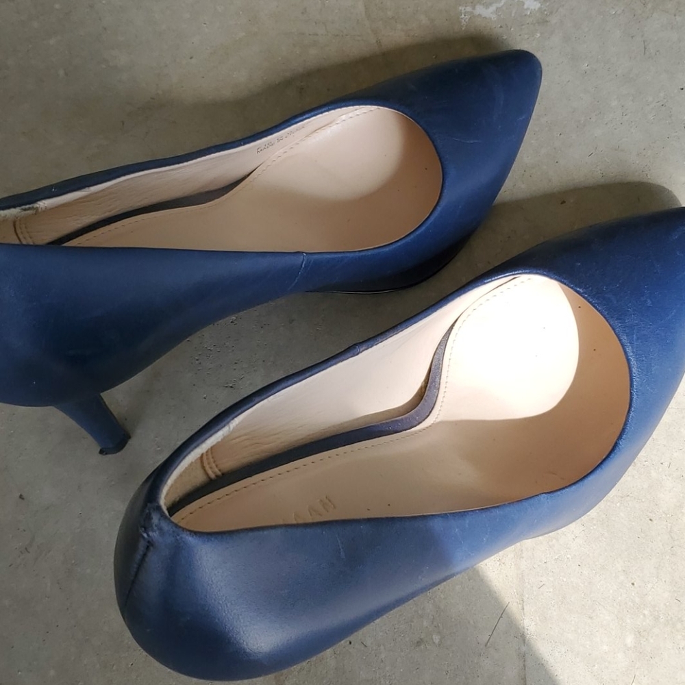 Shoes - Picture 6 of 6